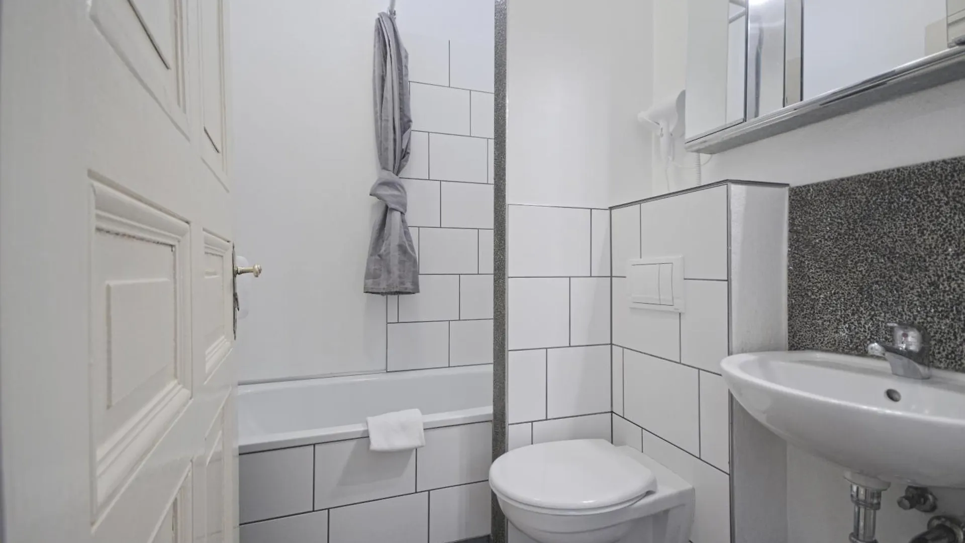 Courtyard Apartment Berlin