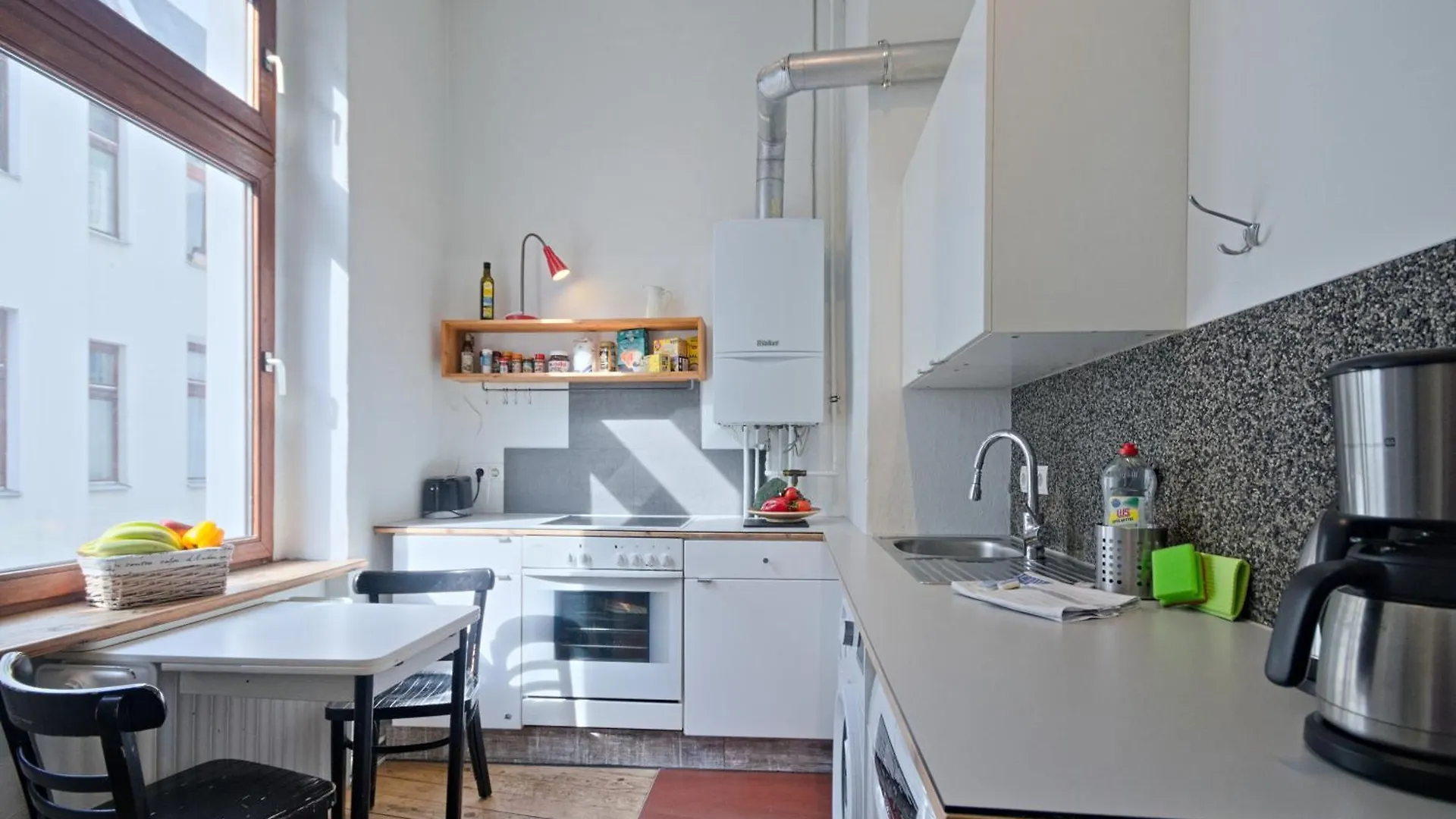 Courtyard Apartment Berlin Niemcy